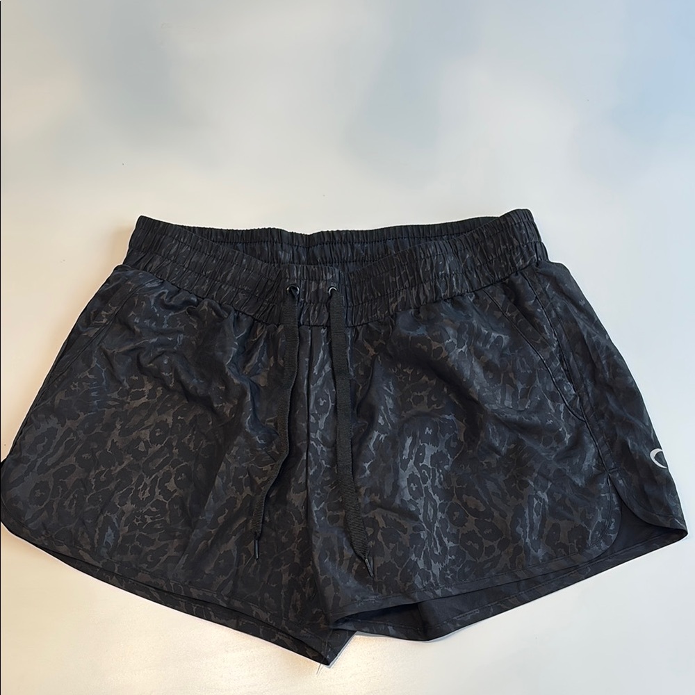 Black Leopard Print Women's Shorts